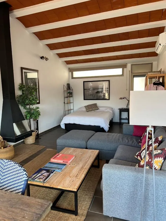 Big Family House In The Center Of El Port De La Selva Apartment 0*,