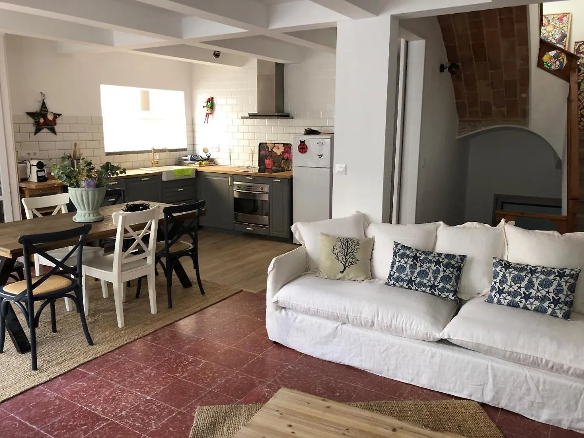 Big Family House In The Center Of El Port De La Selva Διαμέρισμα