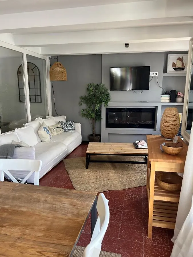 Big Family House In The Center Of El Port De La Selva Διαμέρισμα